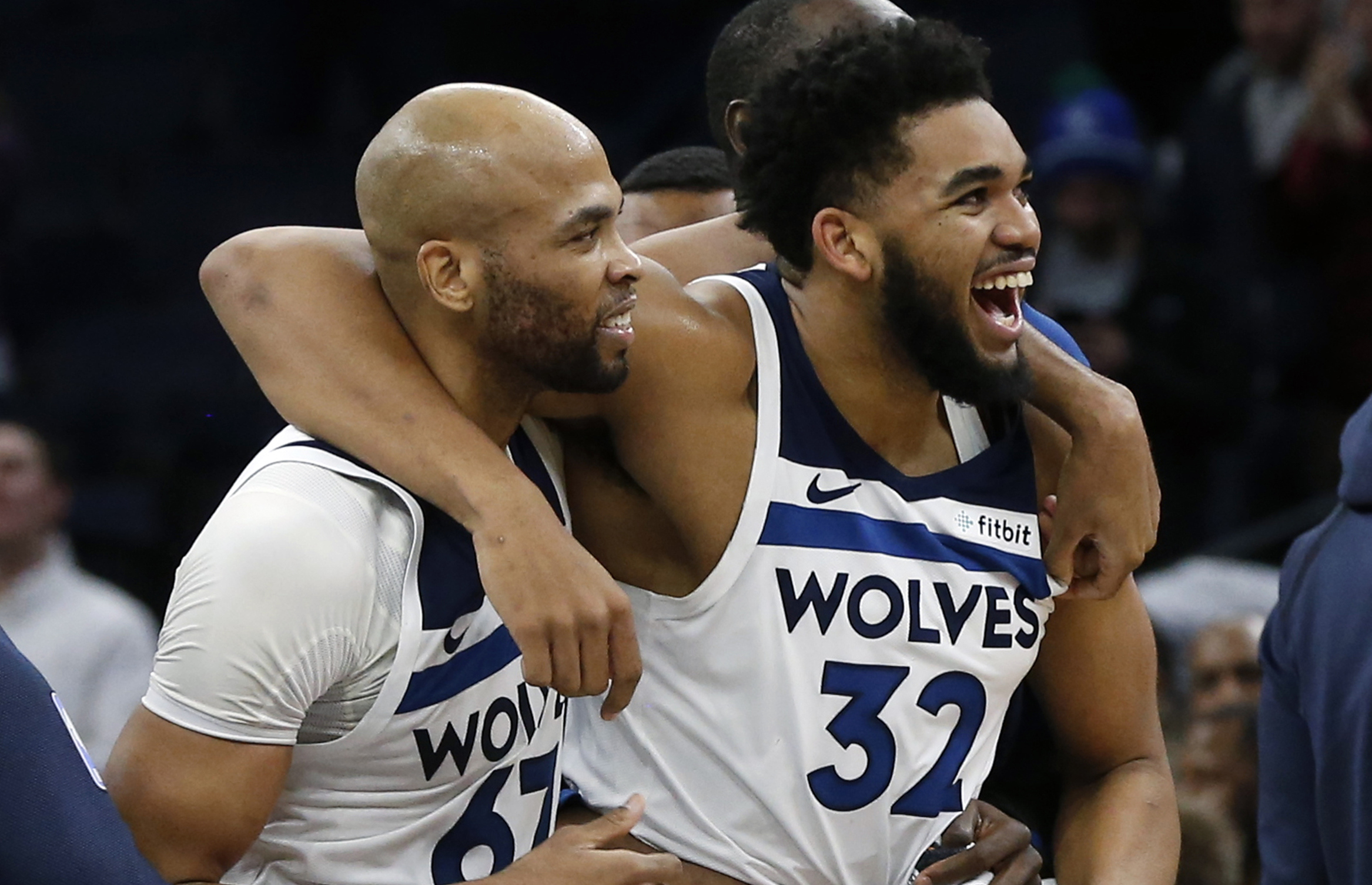 广州男篮官宣：租借管子煜到加拿大BSL联赛卫冕冠军 出任首发留洋（广州男篮官宣：管子煜租借赴加拿大BSL卫冕冠军，将以首发身份留洋）