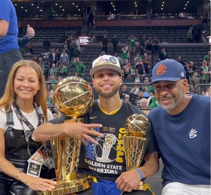 早报：暴风雨前的宁静（晨报：风暴将至前的平静）