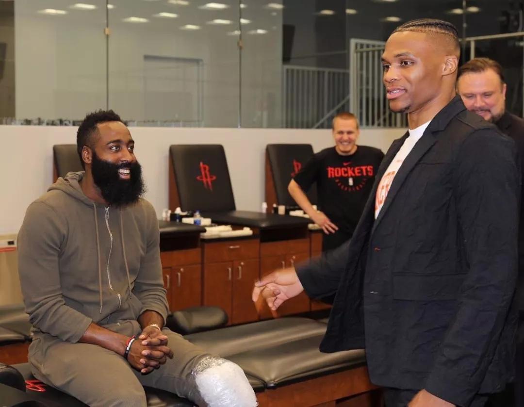 十年前的西班牙U18锦标冠军今何在：奥亚、西蒙在列，5人退役（西班牙U18锦标十年前冠军班现状：奥亚、西蒙名列其中，5人已退役）