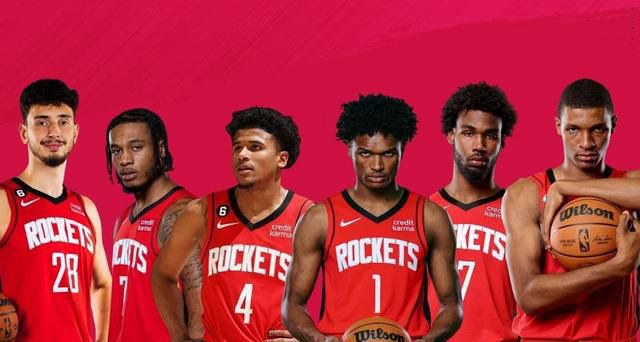 斯洛特：萨拉赫一直对俱乐部和队友很重要，队友有事不会愉快（斯洛特：萨拉赫始终是俱乐部和更衣室的关键，队友有事总难言愉快）